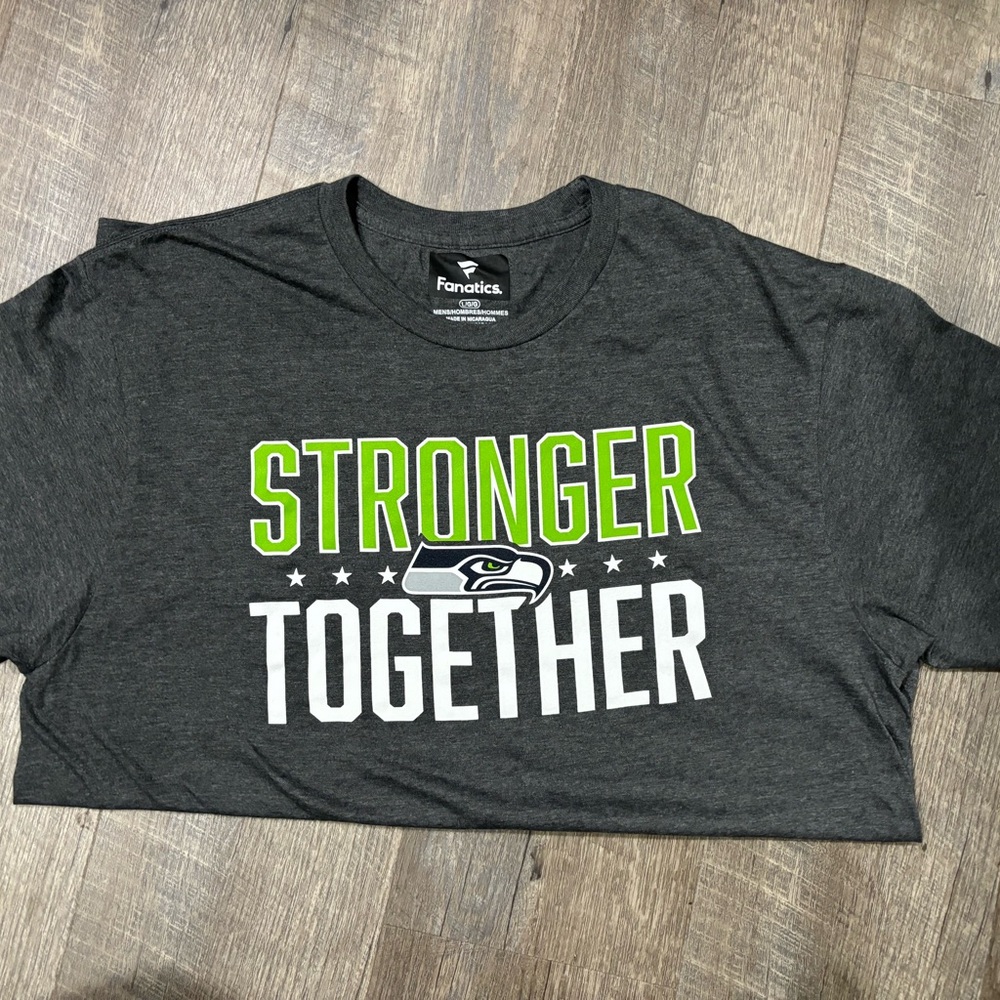NWOT Seattle Seahawks Fanatics T Men’s  LG - Picture 7 of 7